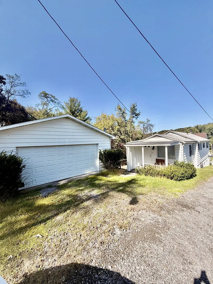 Single Family Home in Westover! 63 Monongahela — Photo 1