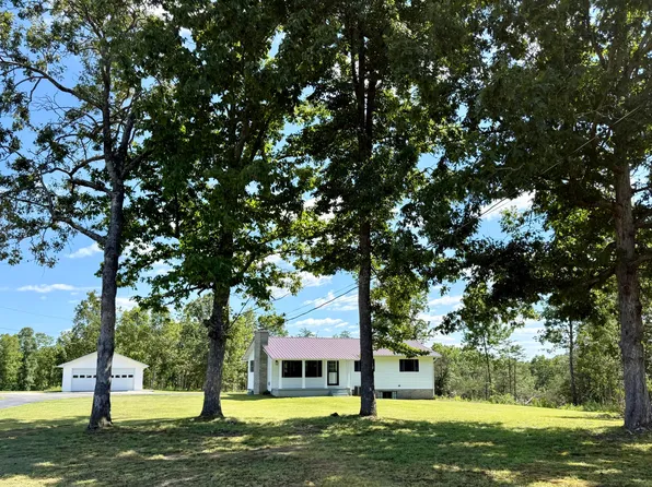 6897 Highway 52 W, Beattyville, KY 41311