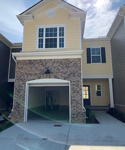 709 Finse Dr — Photo 1
