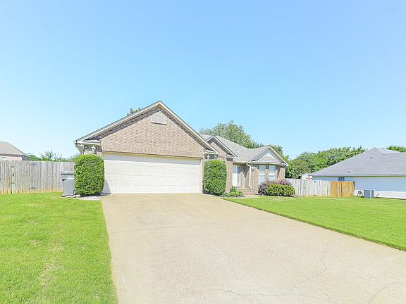 5th image of 1009 Cypress Springs Cv