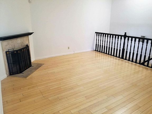4th image of 1255 N Los Robles Ave APT 16