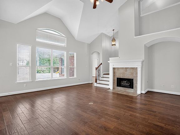 3rd image of 14835 Vesper Lake Ct