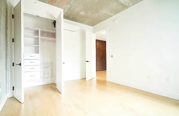 Bedroom, photo 5