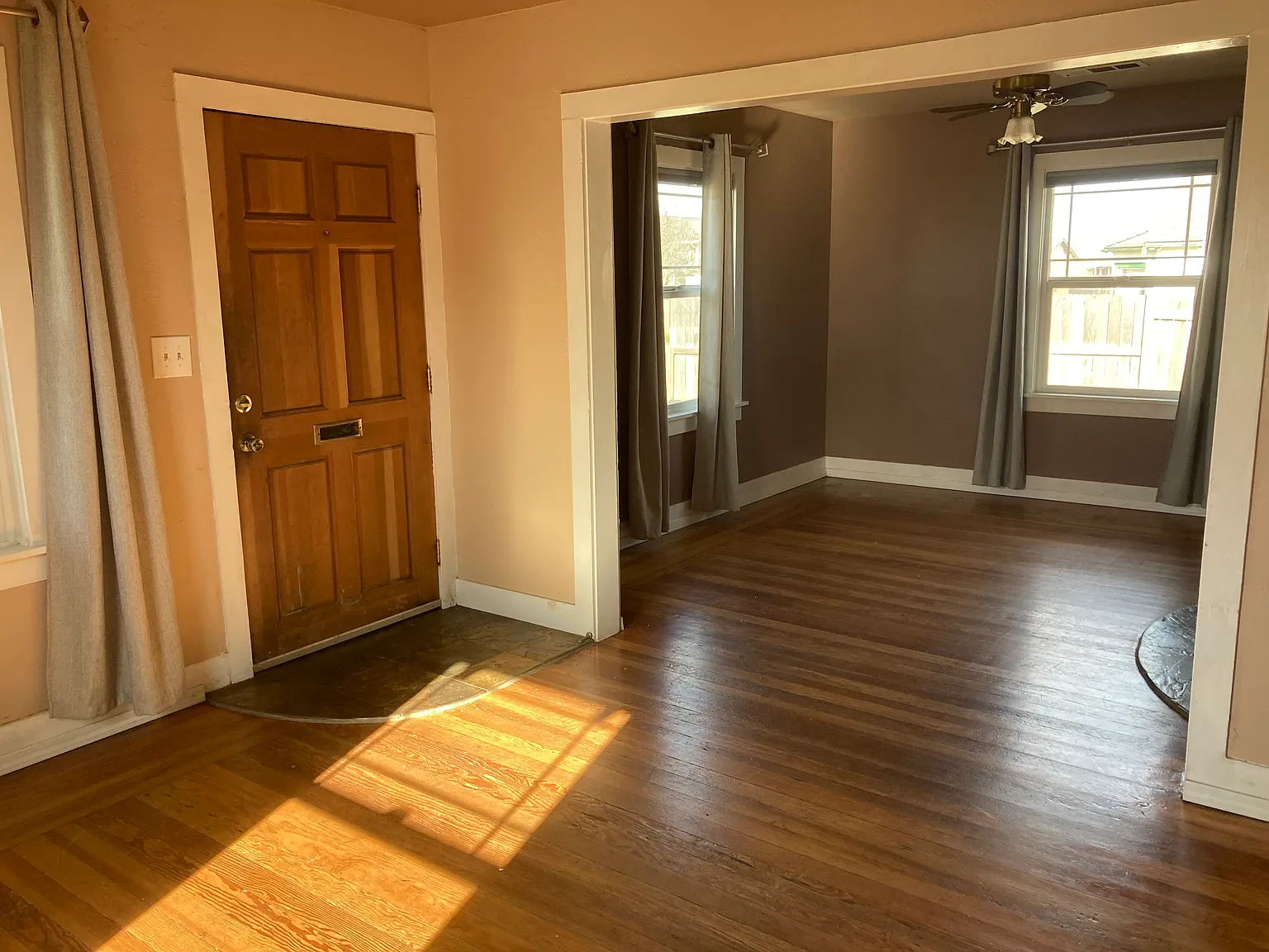 1835 Albee St — Photo 2