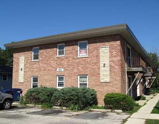 1st image of 912 Lacey Ave APT 1