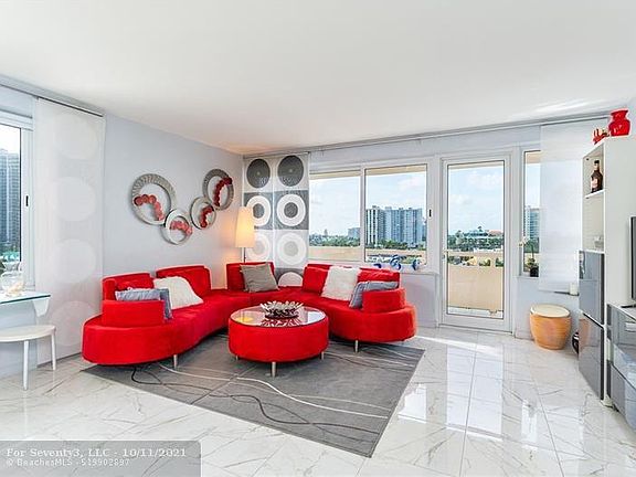 3rd image of 3233 NE 34th St APT 709