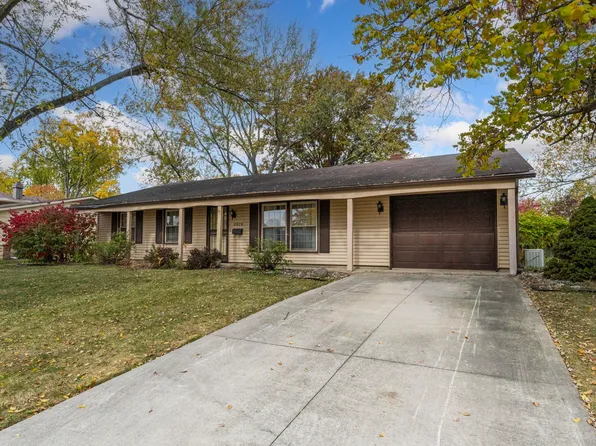 2028 Legoma Dr, Fort Wayne, IN 46819