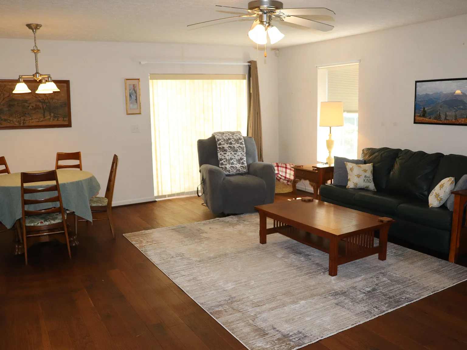 2 bed, 1339 sqft, $1,850 — Photo 2