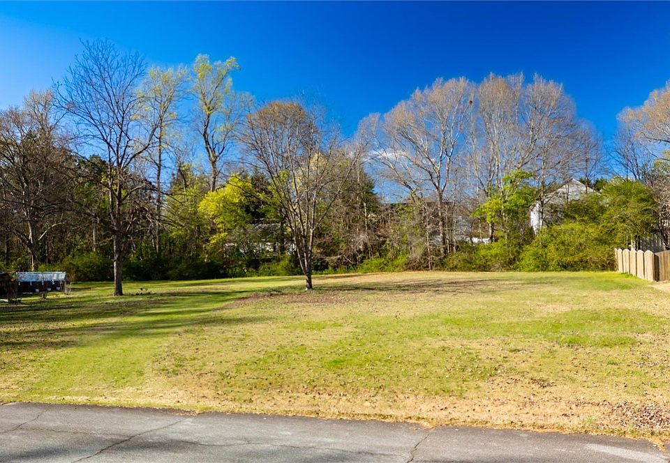 1st image of 217 Walter St