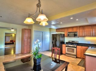 2112 W Houston Ave, Fullerton, CA 92833