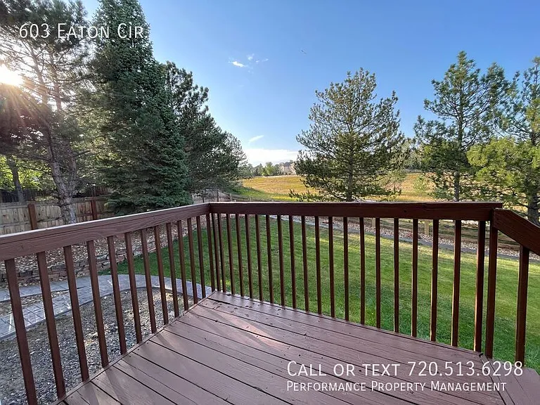 603 Eaton Cir — Photo 33