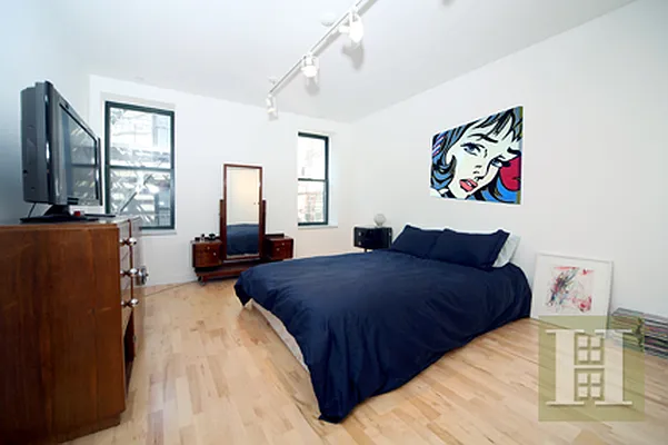 Sold by Halstead Real Estate | media 5