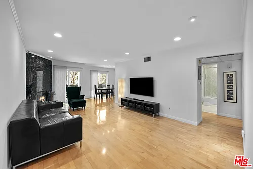 1515 S Beverly Dr #202 Photo 1