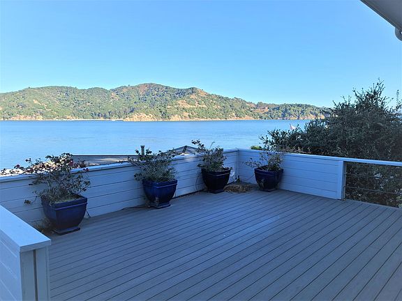 3rd image of 2123 Paradise Dr