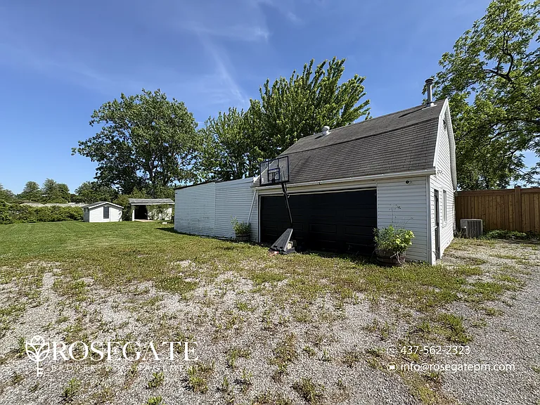 3090 Montrose Rd — Photo 24