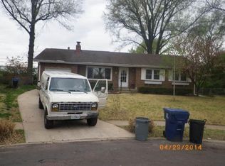 6 Willow Ct, Florissant, MO
