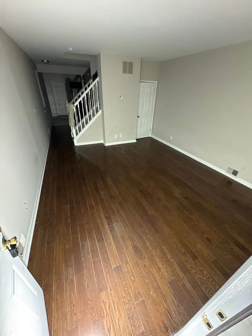 2 Bed 2 Bath With Basement — Photo 2
