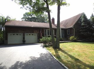 466 Myrtle St, Cliffwood, NJ 07721