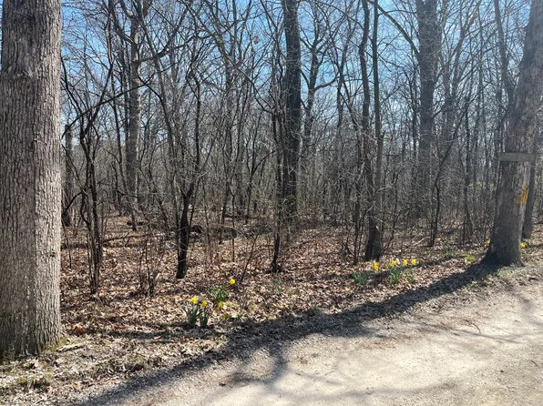 6 Story Book Ln, Lincolnshire, IL 60069