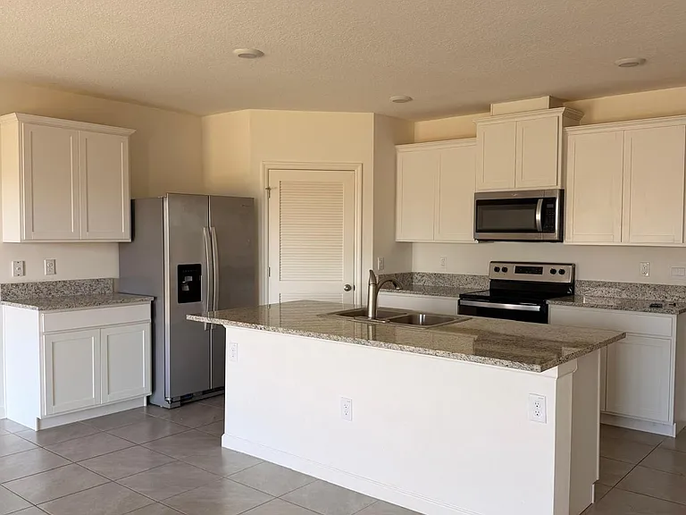 3636 Aberdeen Dr SE — Photo 7