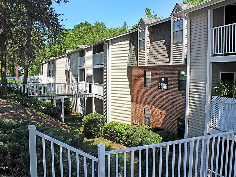 Roper Mountain Woods Apartments Phase 1 — Photo 5