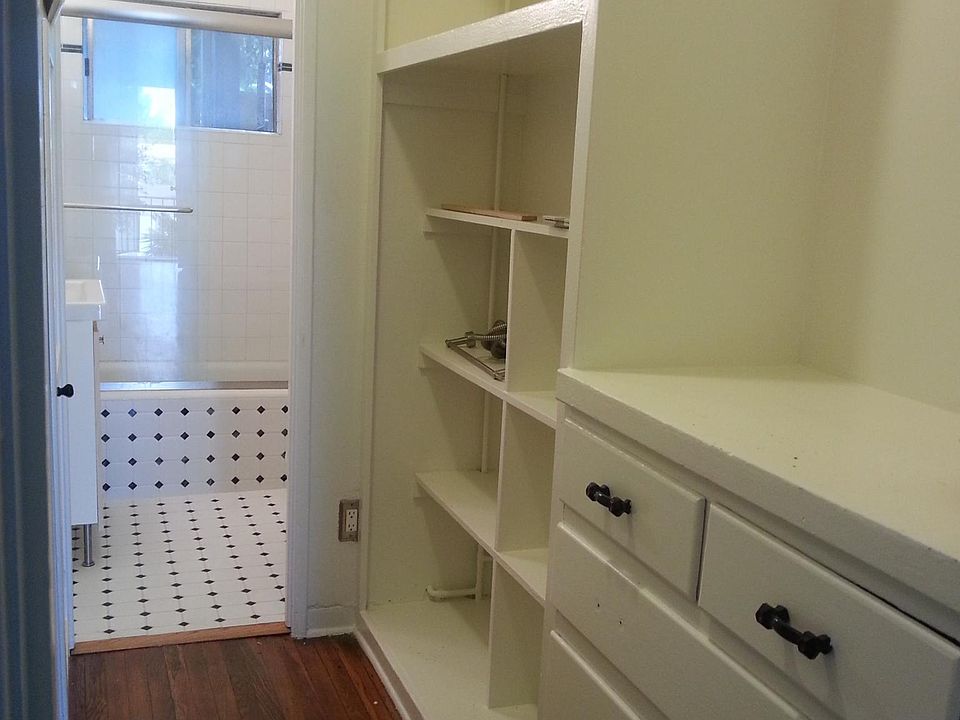 1st image of 1107 28th St #D