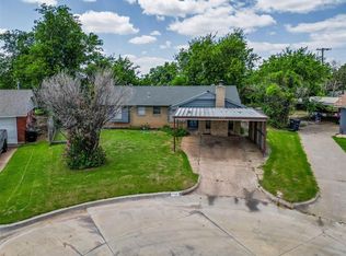 720 NW 2nd St, Moore, OK 73160