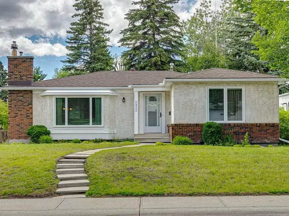 2432 Paliswood Rd E, Calgary, AB T2V 3P8