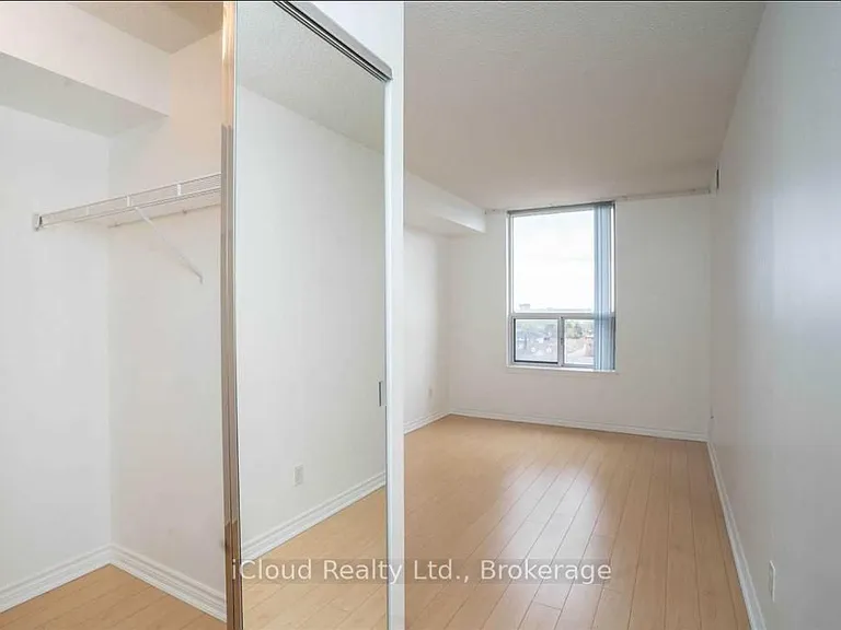 135 Hillcrest Ave #906 — Photo 4