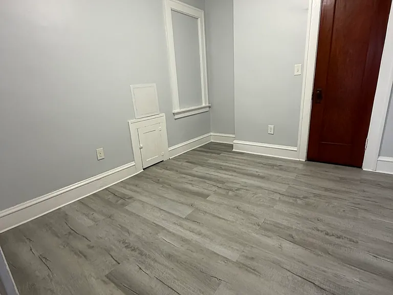 516 N Main St #A — Photo 4