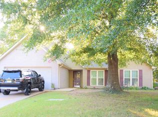 31 Golden Leaf Cv, Jackson, TN 38305