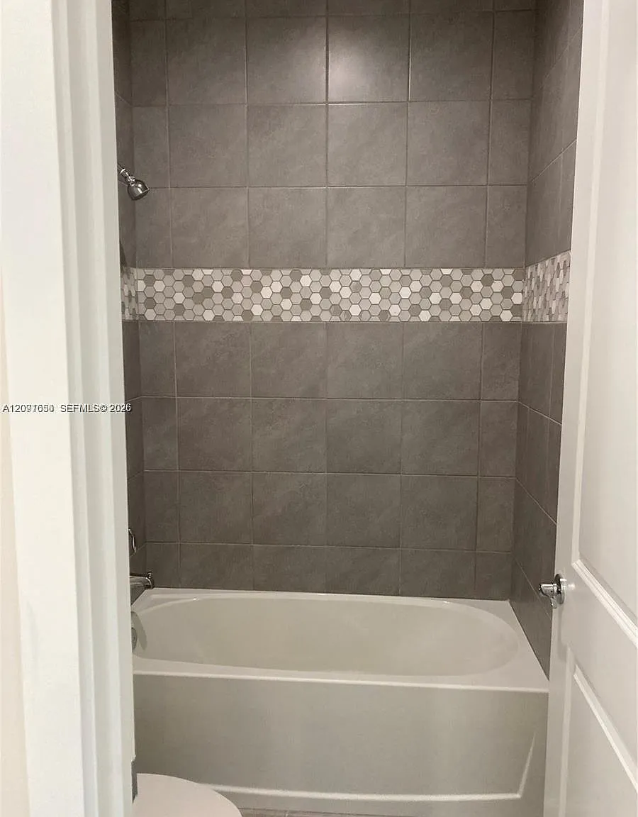 4819 Frattina St — Photo 3