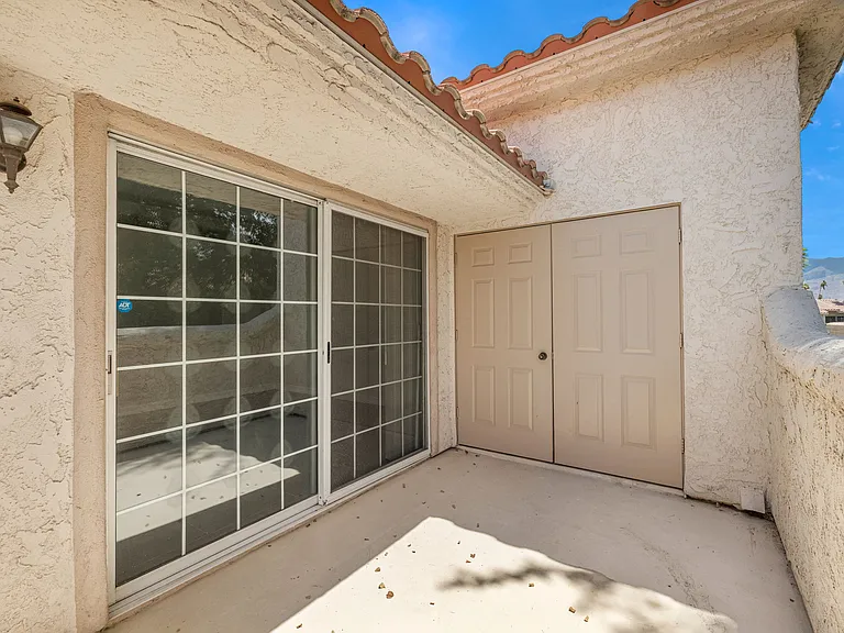 505 S Farrell Dr #D20 — Photo 23