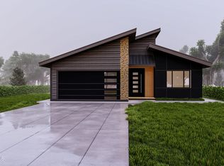 6651 W Portrush Dr, Rathdrum, ID 83858