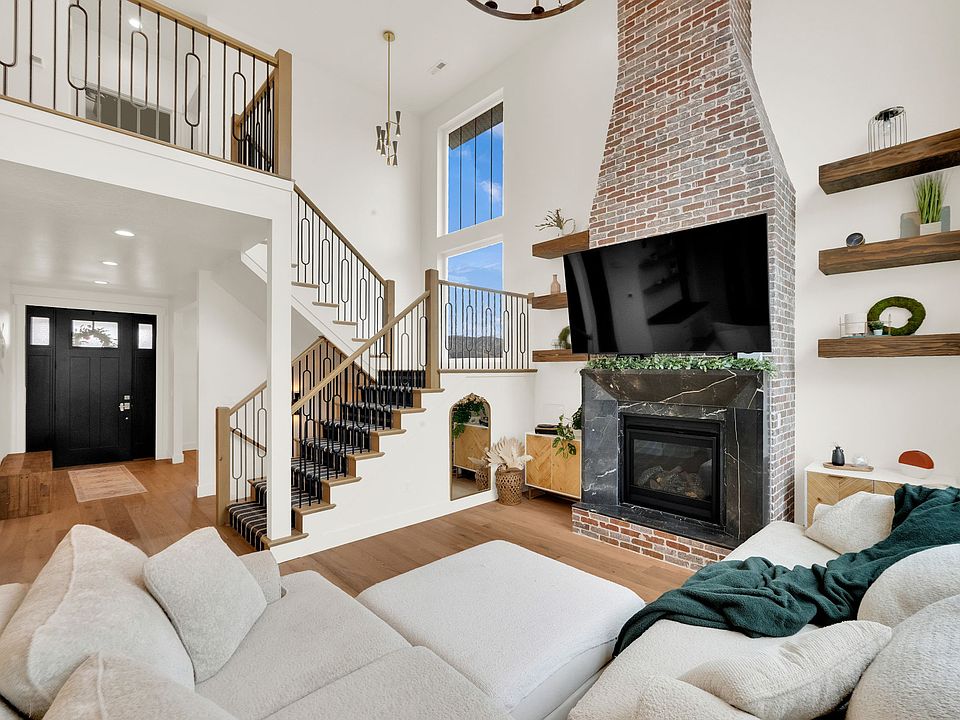 1st image of 9029 N Cornwall Way
