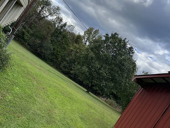 4th image of 7045 Short Mountain Rd