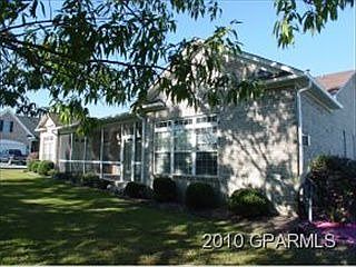 2nd image of 413 Honeysuckle Ct