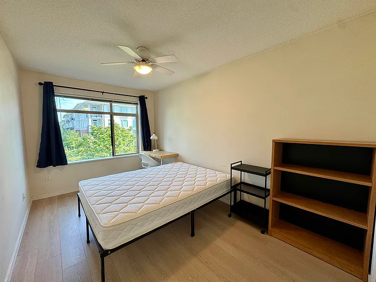 9288 Odlin Rd #330 — Photo 7