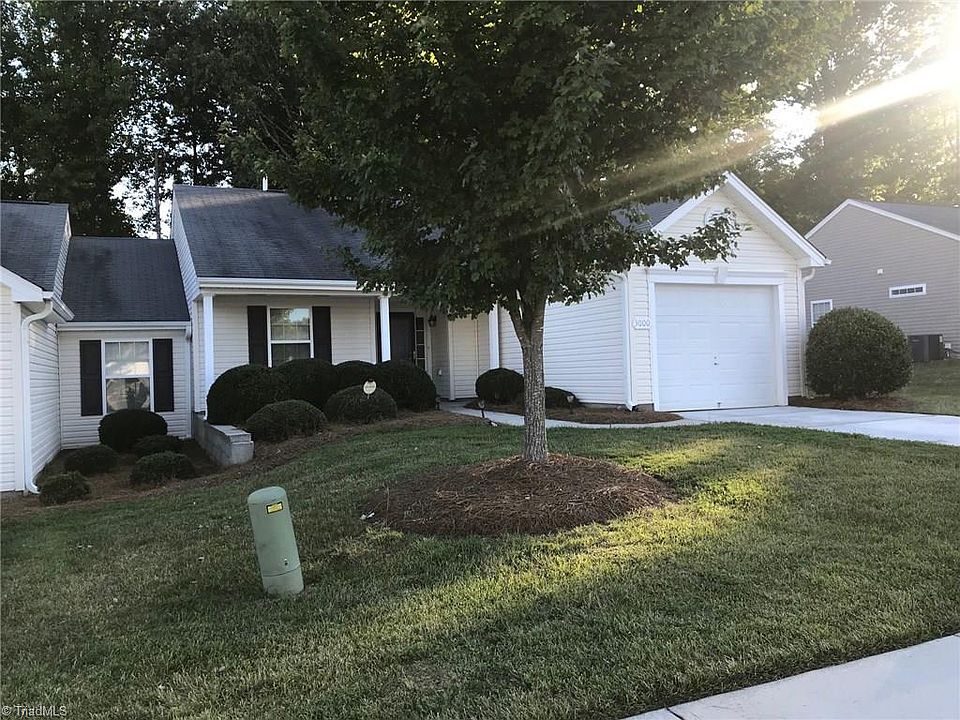 2nd image of 3000 Desmond Woods Dr