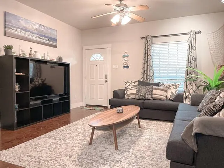 2803 Frazier Ave — Photo 16