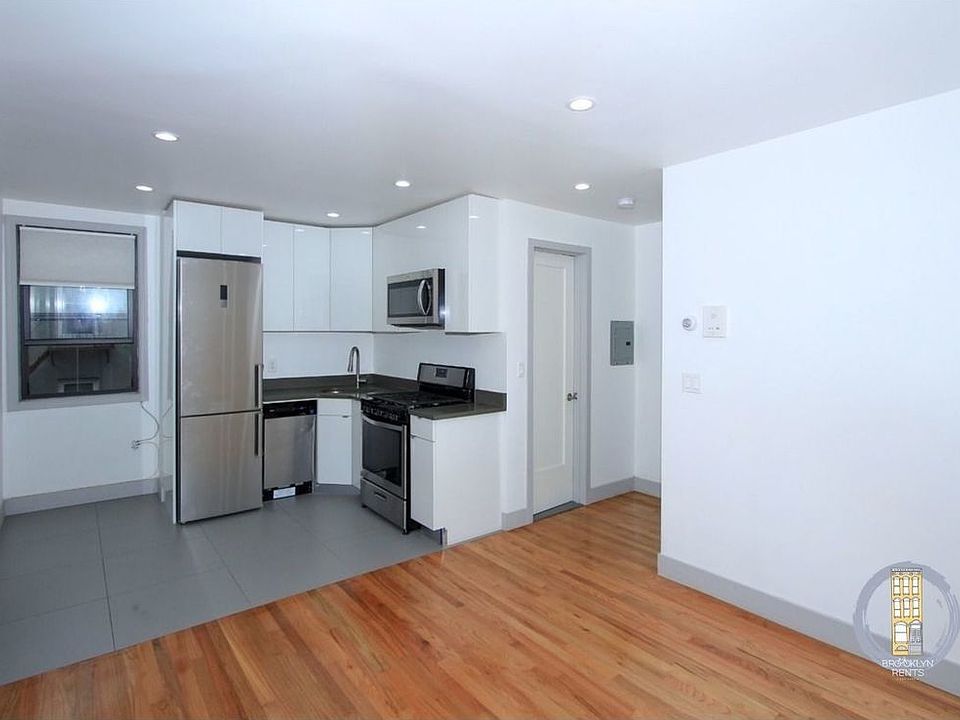 1st image of 1893 Eastern Pkwy APT 3R