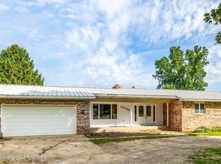 12102 Raelyn Hills Dr, Perry, MI 48872