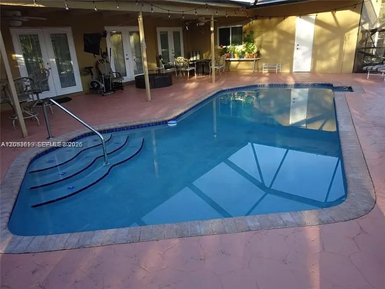 9240 SW 56th St #9240 — Photo 17