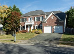 2613 Northrup Dr, Rockville, MD 20850