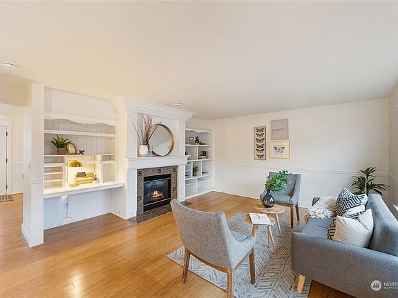 3rd image of 16037 Lord's Lake Avenue SE