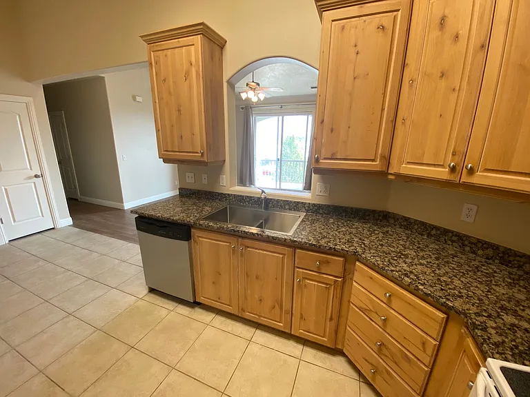 165 S Pleasant Grove Blvd #48 — Photo 3