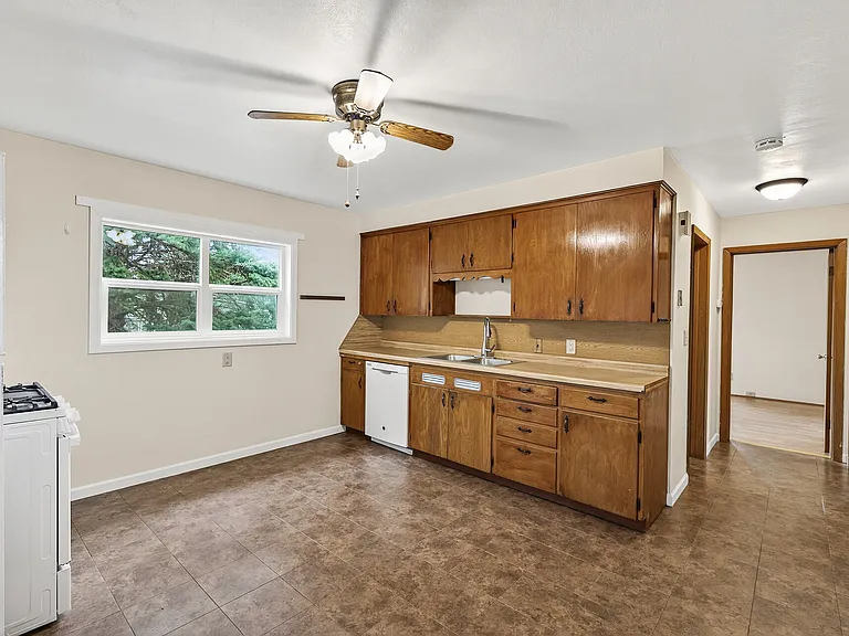 4000 Hayes St NE #2 — Photo 12