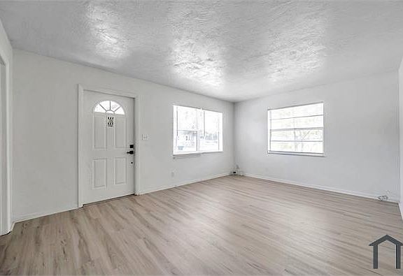 3rd image of 1511 12th St S