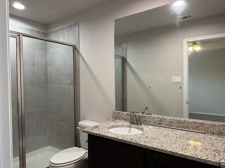 1139 Renee Way — Photo 8