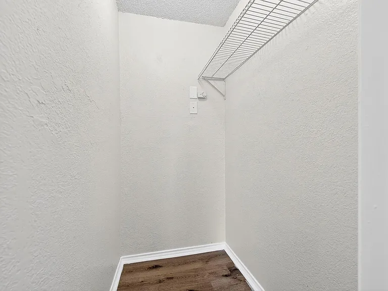 9825 Walnut St #306 — Photo 12
